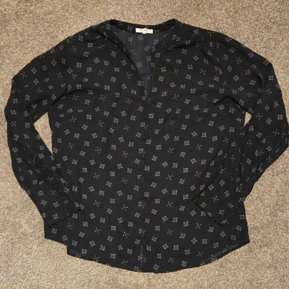 Maurices Black Patterned Long Sleeve Blouse